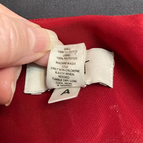 ANN TAYLOR LOFT Sleeveless Satin Shell / Tank Scoop Neck Top  -  Size 0 - Picture 13 of 13